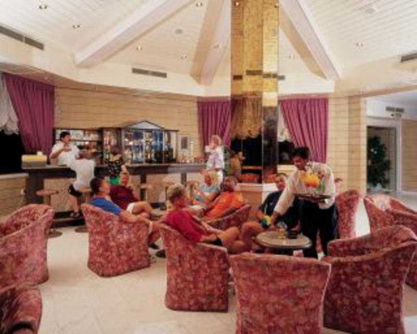 Las mejores ofertas de Crown Resorts Henipa Larnaca