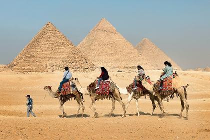 GRAN TOUR DE EGIPTO, PETRA Y PLAYAS AQABA