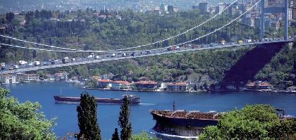 TURQUIA PUENTE DE MAYO 2026