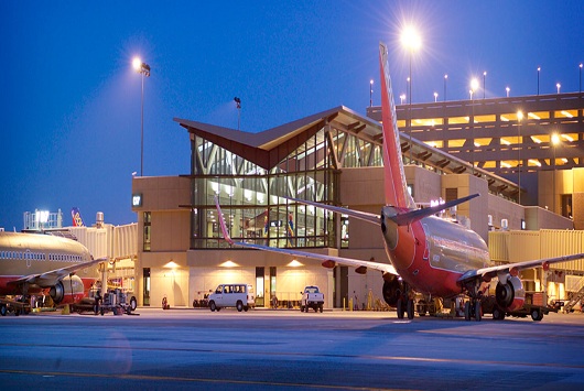 Travel to Phoenix Sky Harbor International Airport
