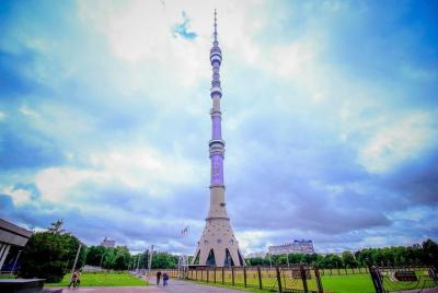 Evita las colas: entrada y visita a la torre Ostankino de Moscú Evita las colas: entrada y visita a la torre Ostankino de Moscú
