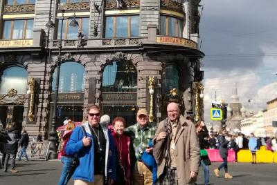 Vea los ensamblajes principales en y alrededor del prospecto Nevs Vea los ensamblajes principales en y alrededor del prospecto Nevs