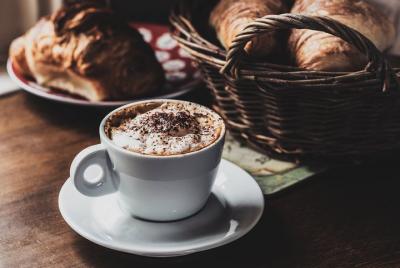 Tour privado de café en San Petersburgo con muestras de café grat Tour privado de café en San Petersburgo con muestras de café grat