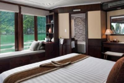 Crucero Halong Pelican 5 estrellas 3 días y 2 noches salen desde Hanoi Central City