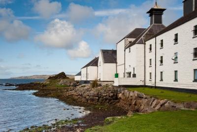 Recorrido de 4 días a la isla de Islay desde Edimburgo: Destilerías de whisky incluyendo Laphroaig, Bowmore, Kilchoman y Ardbeg
