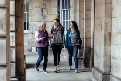 Tour en grupo pequeño La vida de Robert Louis Stevenson para locales