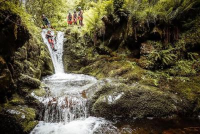  Excursión de un día de barranquismo desde Edimburgo