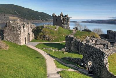 Tour de día completo al castillo de Urquhart y Culloden más lago Ness Tour de día completo al castillo de Urquhart y Culloden más lago Ness