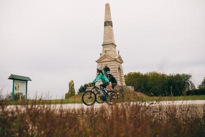 Tour de medio día en bicicleta por el histórico Stari Slankamen
