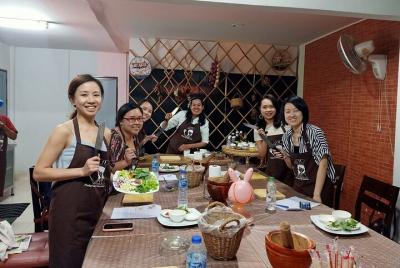 Excursión de día completo a Phuket Easy Thai Cooking Class y visi