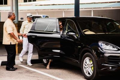 Tour de día completo en automóvil de descubrimiento de la isla de Praslin con guía