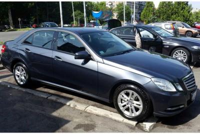 Traslado privado de salida: hoteles de Belgrado al aeropuerto int