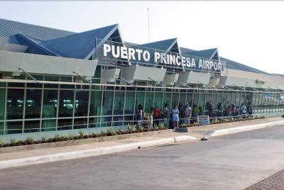Traslado del aeropuerto de PPS al hotel dentro de la ciudad de Puerto Princesa Propia o viceversa