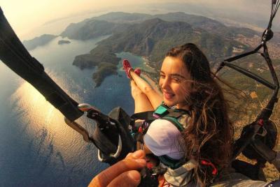 Aventura en paracaídas en Fethiye
