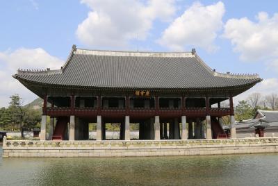 Visita privada de medio día al palacio Gyeongbokgung Visita privada de medio día al palacio Gyeongbokgung