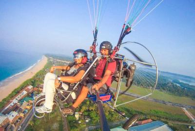 Experiencia de paramotor de Bentota