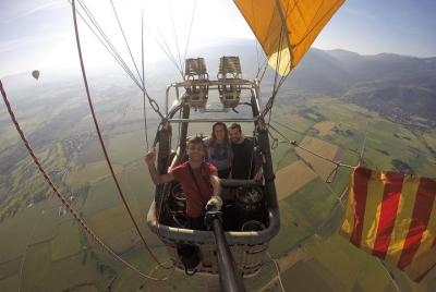 Excursión privada en globo aerostático entre semana en Barcelona