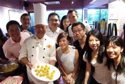 Cocinando con un Chef Cocinando con un Chef