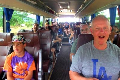 Traslado privado desde el aeropuerto de Nadi a la ciudad de Suva / Hoteles Suva