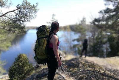 Senderismo de verano en la naturaleza de Estocolmo para grupos pequeños de 1 día Senderismo de verano en la naturaleza de Estocolmo para grupos pequeños de 1 día