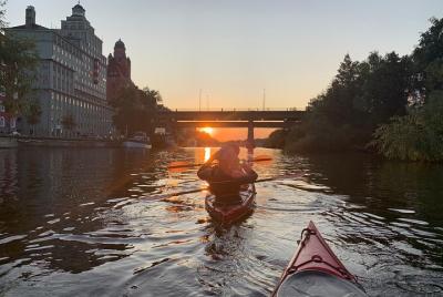 Kayak al atardecer guiado en Estocolmo (City-Tour) Kayak al atardecer guiado en Estocolmo (City-Tour)