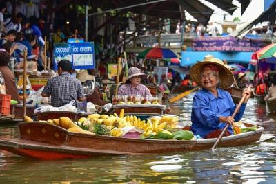 Excursión de medio día al mercado flotante Damnoen Saduak