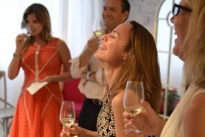 Clase de combinación de vinos y quesos en París Clase de combinación de vinos y quesos en París