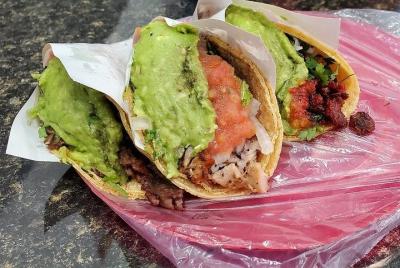 Haciendo tu taco en México Haciendo tu taco en México
