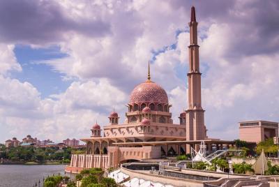 Putrajaya Tour desde Kuala Lumpur - Medio día