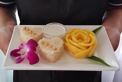 Auténtica clase de cocina tailandesa y visita al mercado local.