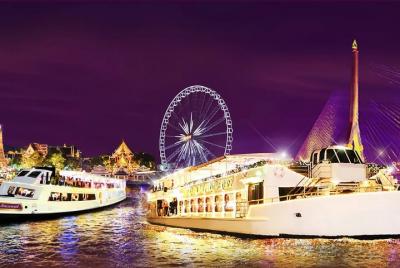 The Chaophraya Cruise: LUXURY 5 STAR Dinner Cruise en el río Chao
