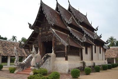 Único templo invisible Chiangmai Único templo invisible Chiangmai