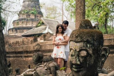 Fotos de vacaciones en dos templos inusuales y una cascada increíble