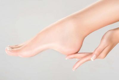 1.5 horas El paquete de cuidado de pies en el hogar: transporte gratuito