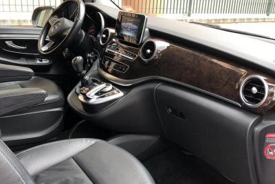 Aeropuerto de Barcelona El Prat (BNC) a Palamós - Traslado privado de ida y vuelta en furgoneta