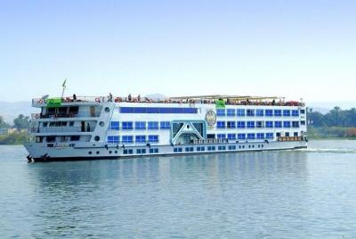 Crucero de 4 días por el Nilo Asuán y Luxor, globo aerostático y  Crucero de 4 días por el Nilo Asuán y Luxor, globo aerostático y