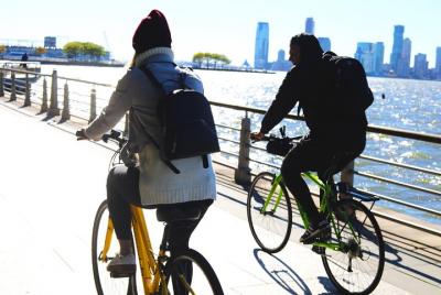 Alquiler de bicicletas en el río Hudson
