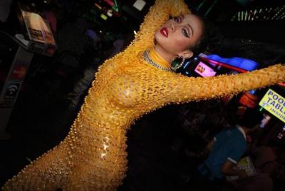 Noche de club gay en Bangkok como local