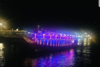 Cena crucero por Dubai en Marina