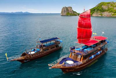 Yates clásicos tailandeses de Sunset Boutique Cruise para Ang Thong Park