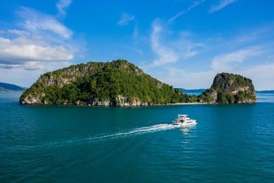 Descubre Koh Samui en un lujoso catamarán