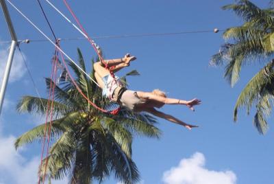 Flying Trapeze Small Group Class en Amphoe Ko Pha-ngan Flying Trapeze Small Group Class en Amphoe Ko Pha-ngan