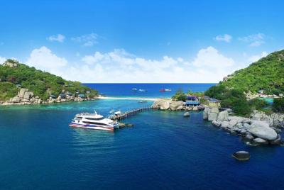 Koh Tao a Chumphon por Lomprayah High Speed Catamaran Koh Tao a Chumphon por Lomprayah High Speed Catamaran