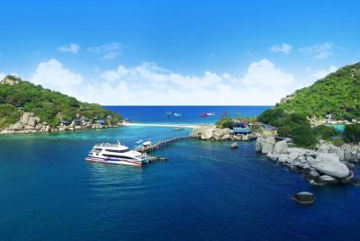 Koh Tao al muelle de Surat Thani Tapee en catamarán de alta velocidad Lomprayah Koh Tao al muelle de Surat Thani Tapee en catamarán de alta velocidad Lomprayah