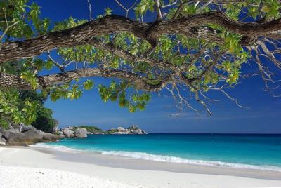 Pernocte en el parque marino de Angthong