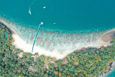 Tour en barco privado por la isla de Coral