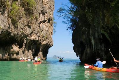 Aventura en kayak para grupos pequeños en la isla Hong desde Krab