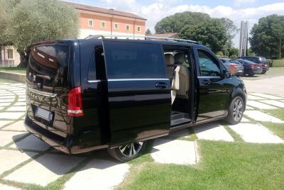 Traslado privado de lujo desde Verona al aeropuerto de Malpensa (MPX) (o viceversa)