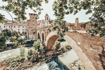 Tour privado de la ciudad de Roma con guía local experto