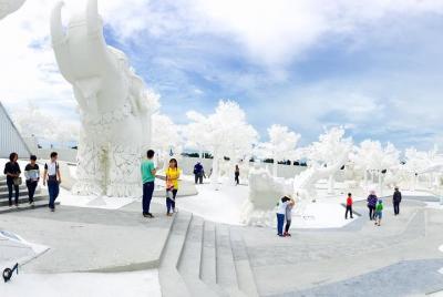 Frost Magical Ice de Siam en Pattaya con transferencia de retorno